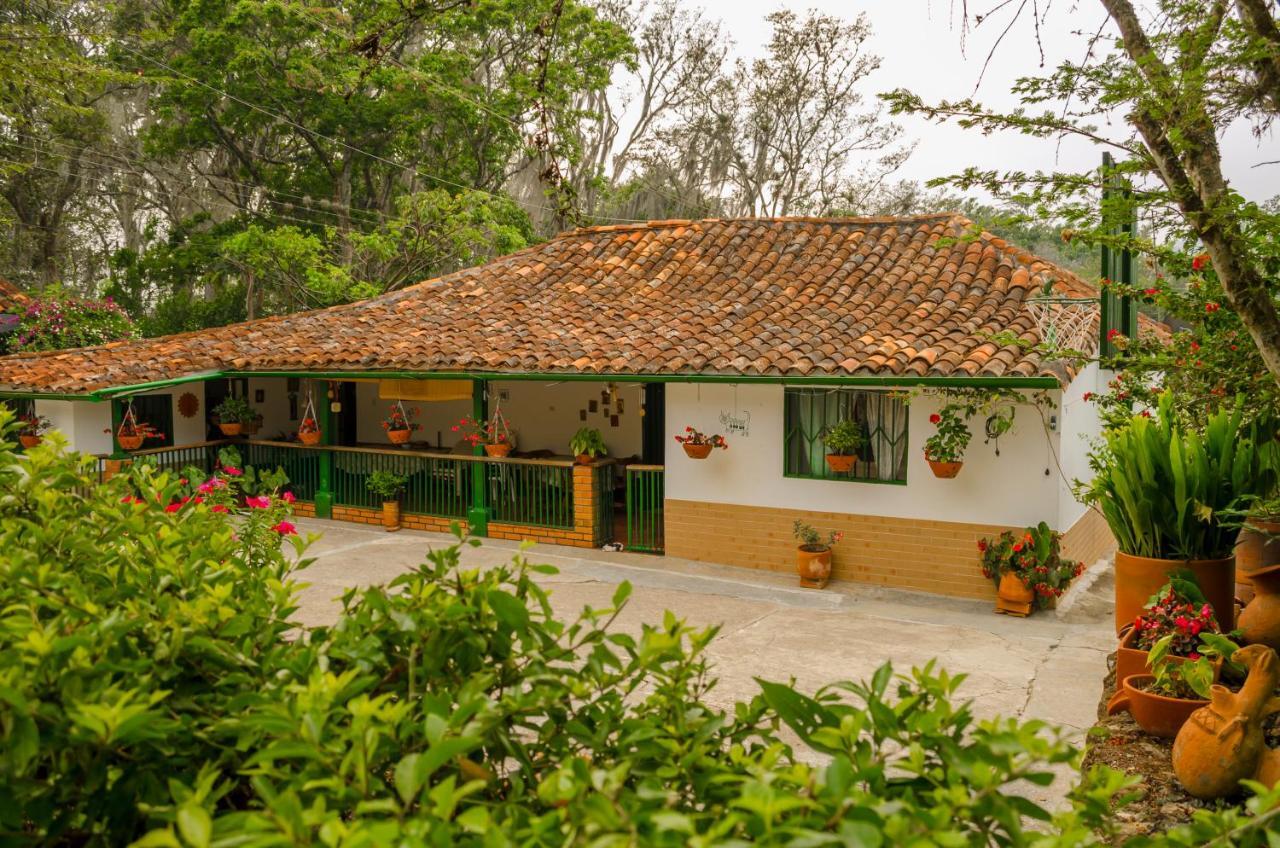 Finca Sol Y Luna San Gil Esterno foto